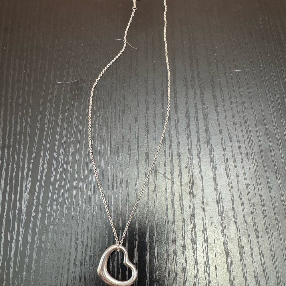 Tiffany & Co X Peretti sterling Silver Heart Outline Necklace